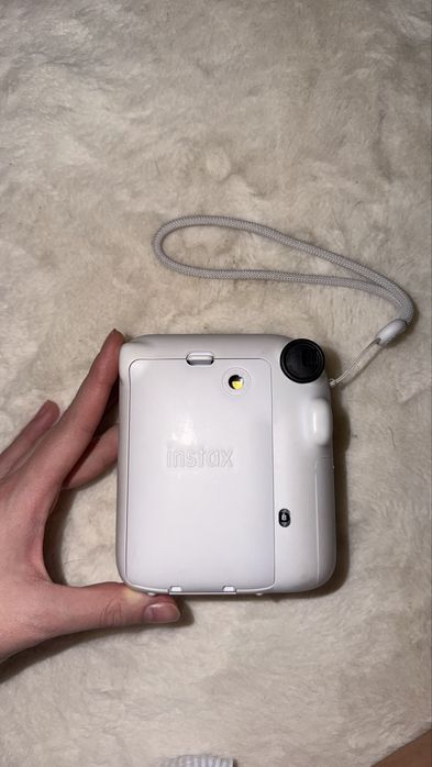 Фотоапарат INSTAX mini 12
