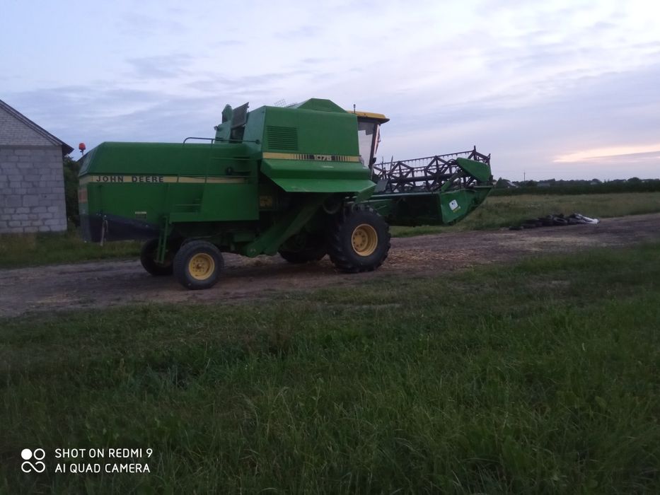 Kombajn John Deere 1075