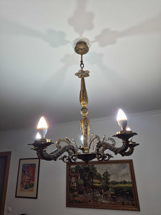 Lustre Vintage 6 Braços em Bronze/Latão Maciço – Estilo Clássico