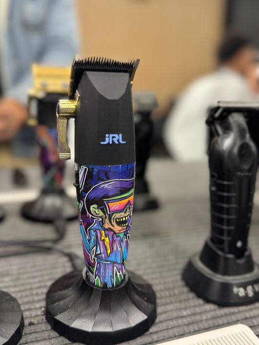 Máquina de corte JRl gold com base de carregamento