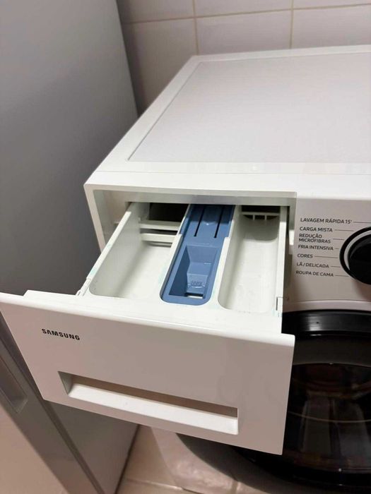 Máquina de Lavar Roupa SAMSUNG 9 kg / 1400 rpm (Com Garantia até 10/2027)