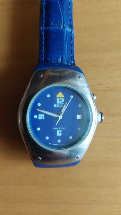 Seiko Kinetic 3m22