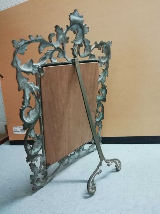 Moldura antiga em bronze - grande formato 38cm