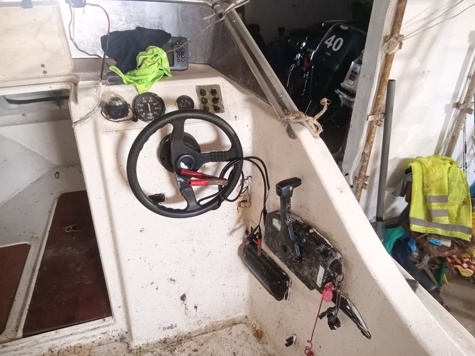 Barco de recreio para venda imediata