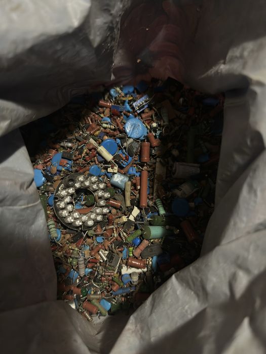 Радеодетали разные