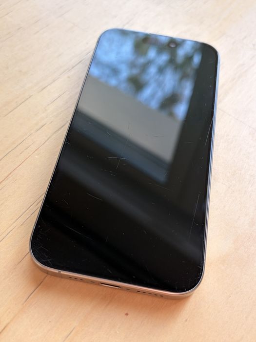 Iphone 15 pro 128 GB tytan naturalny