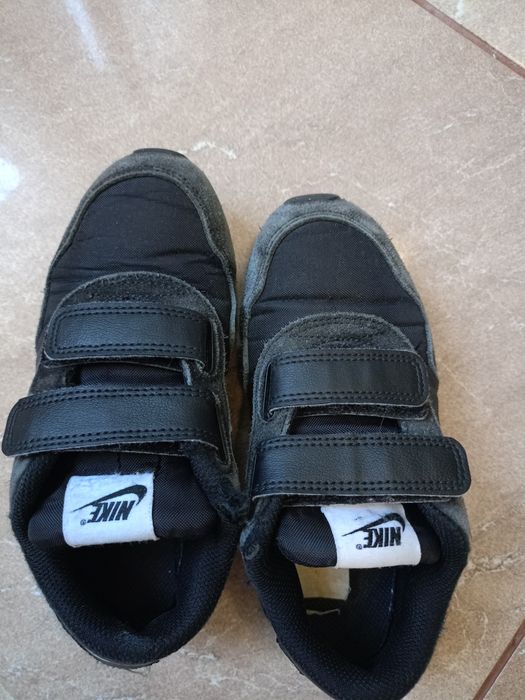 Кросівки дитячі Nike. Розмір 30. Стелька 19 см.