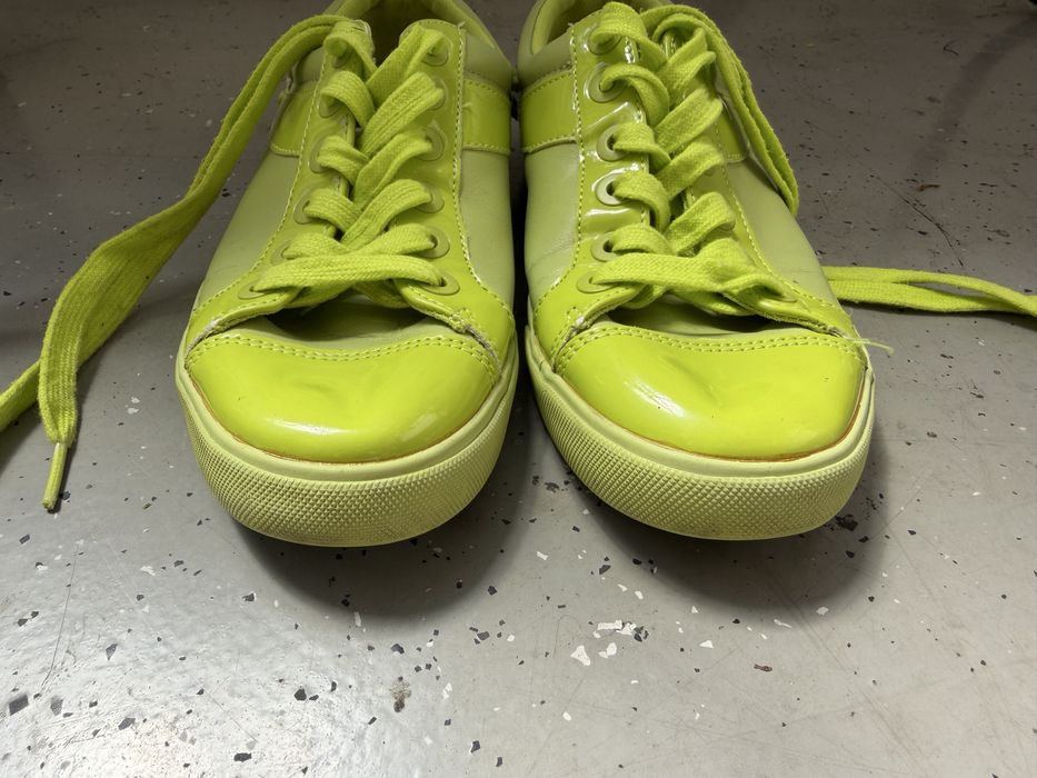 Продам яскраві кеди Guess