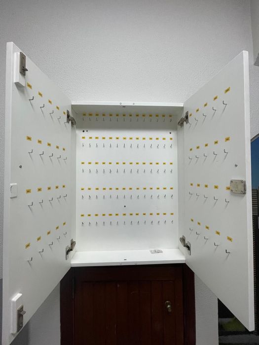 Movel Chaveiro Branco