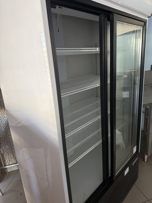 Frigorifico industrial vertical