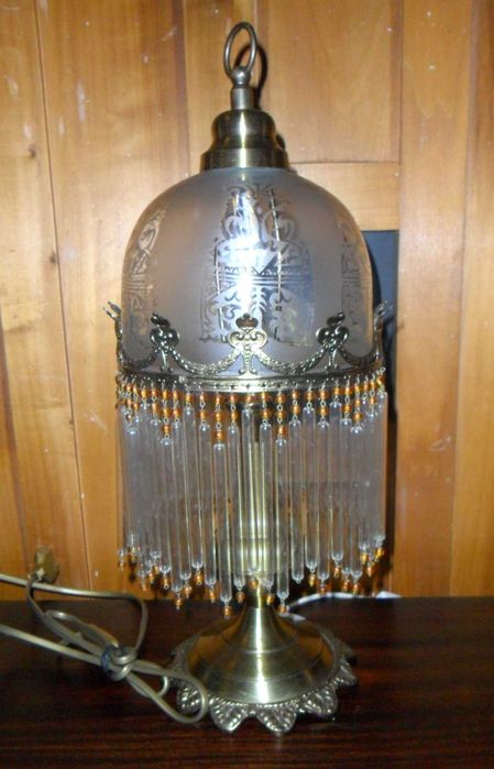 Candeeiros victorianos - 1 de tecto e 2 de apoio