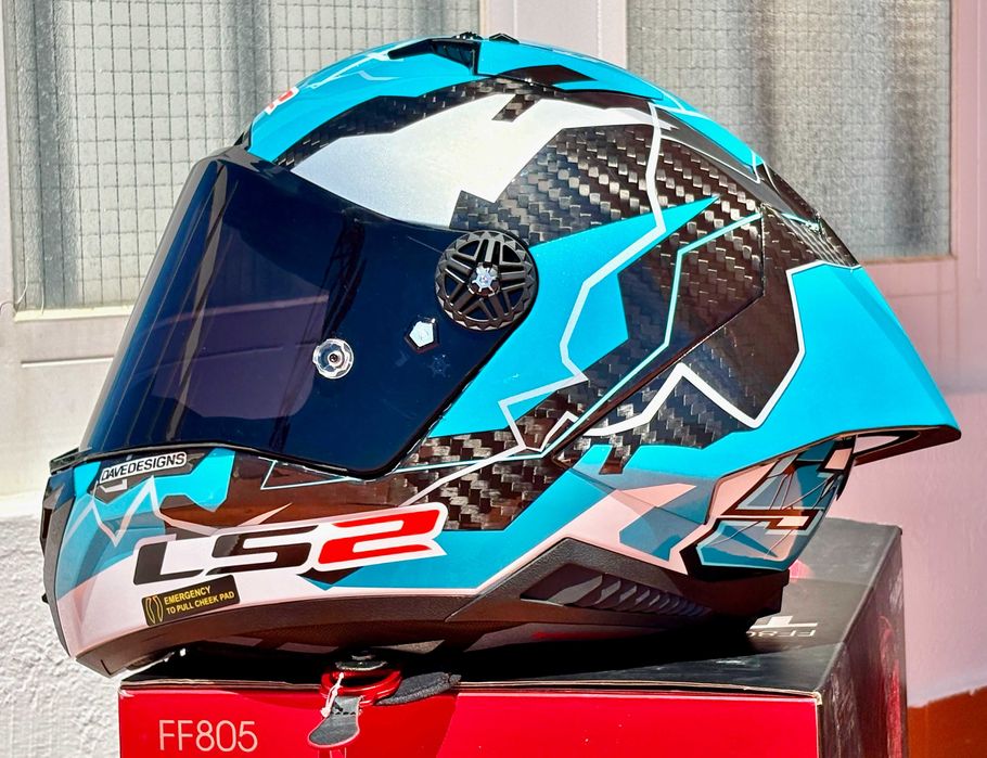 Capacete NOVO LS2 Thunder GP Aero (46% DESCONTO) Extras. Em M, L e XL