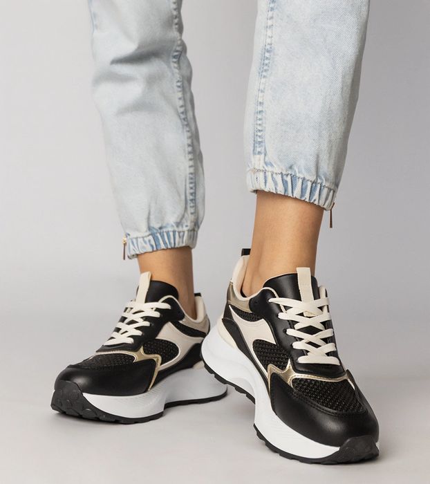 Czarne sneakersy sportowe z plecioną  wstawką Berlisa