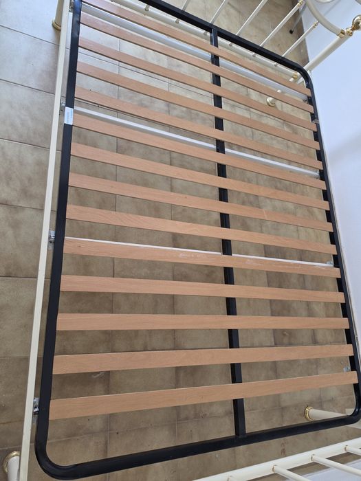 Cama Casal em Ferro / Metal Double Bed Frame