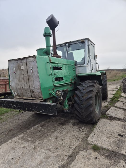 Трактор Т-150 стан нормальний.