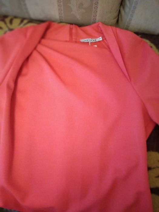Elegancka sukienka  roz 44 Quiosgue