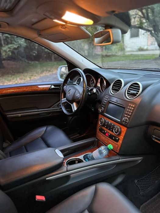 Mercedes- ML 2010рік 3.0D