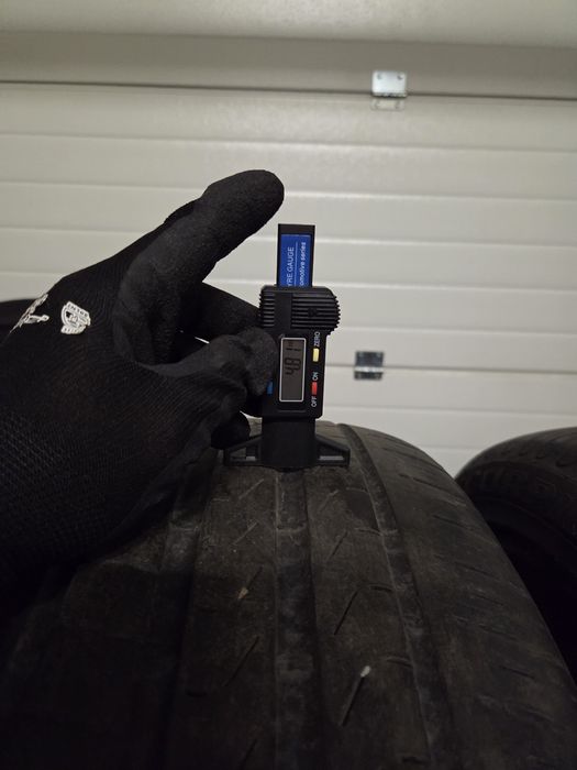 235/45 R20 Pirelli Scorpion VERDE | DOT 0923 | 5,05mm + 4,81mm | SEAL