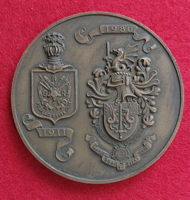 Medalha comemorativa dos 75 anos da GNR.