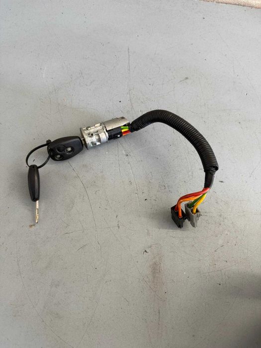 Stacyjka Vivaro Trafic Primastar 07-14r