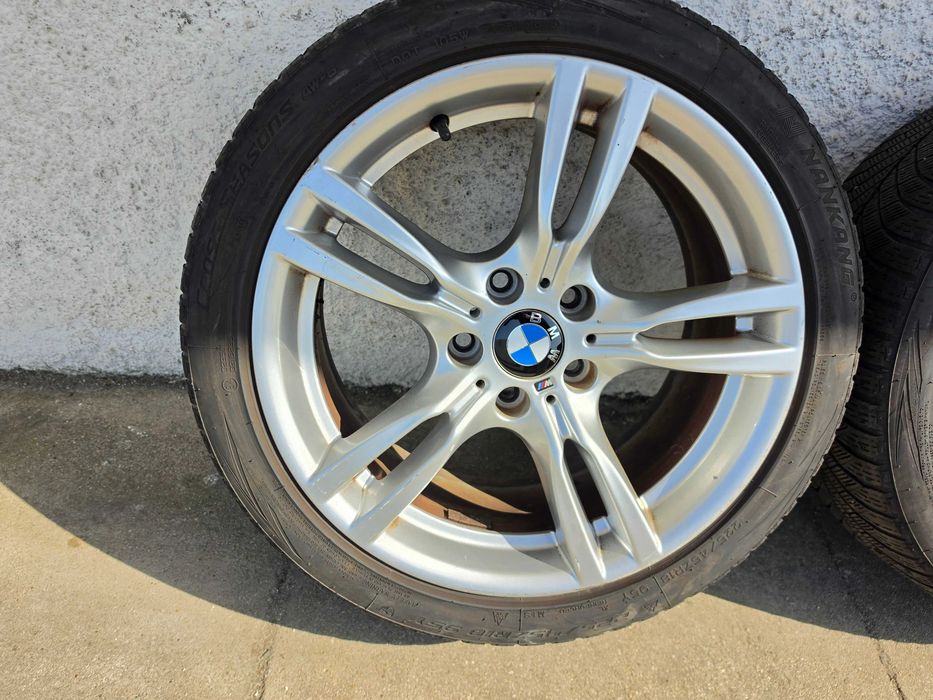 Jantes BMW 18" Pack M com Pneus 225.45.18 + 255.40.18