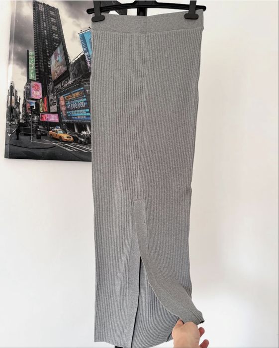 Жіночий костюм кофта і спідниця в рубчик zara