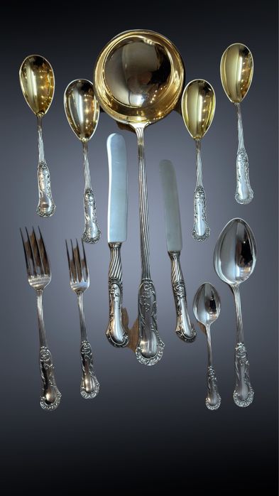 Антикварне столове срібло срібні столові прибори столовое серебро