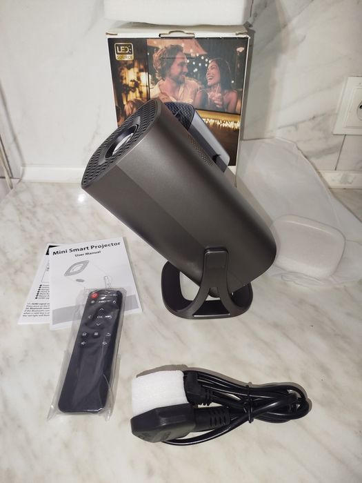 Проєктор  на Android  P30 LED (Smart Projector)