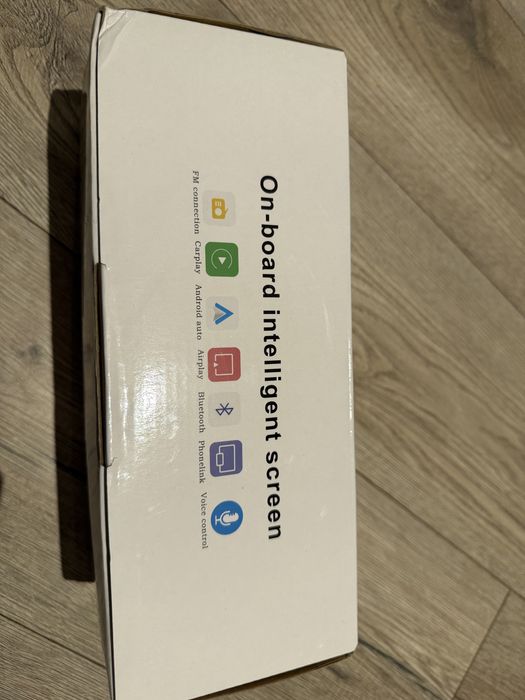 Tablet car play z kamera cofania