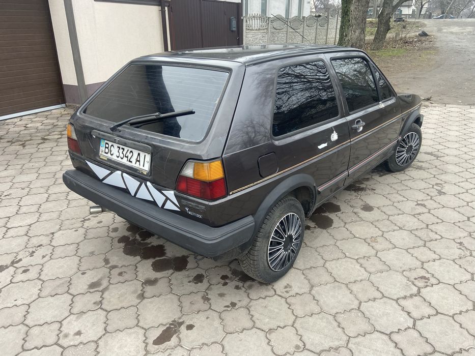 Volkswagen Golf 2. 1.6 Бензин.
