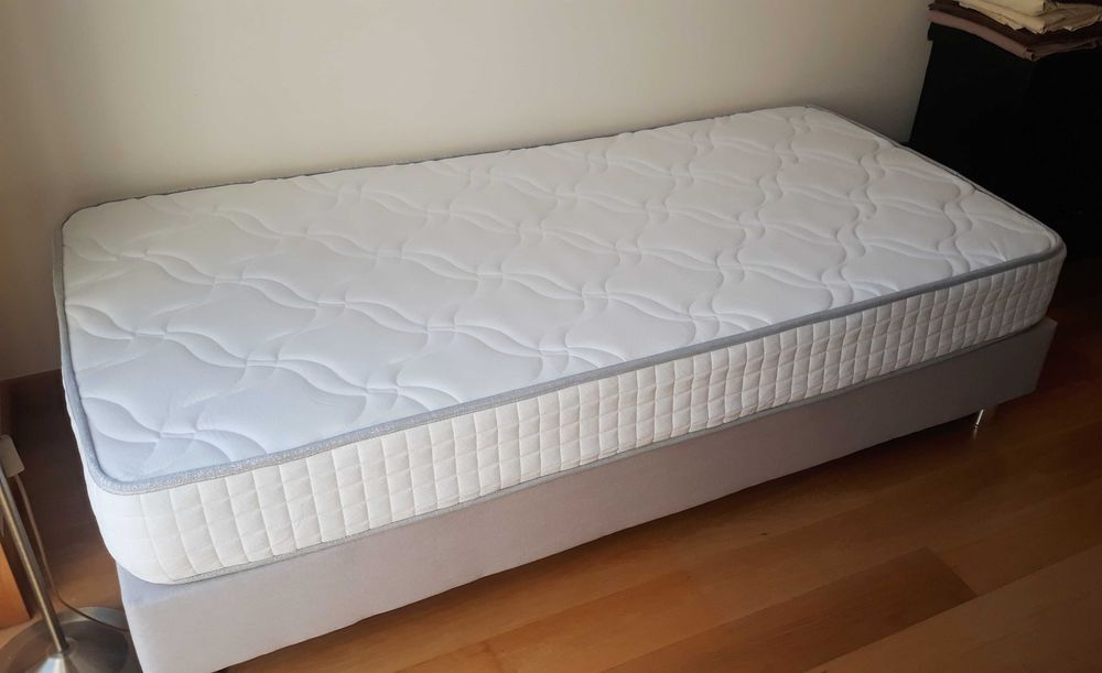 Cama Solteiro Sommier ( 98x210 ) *sem colchão