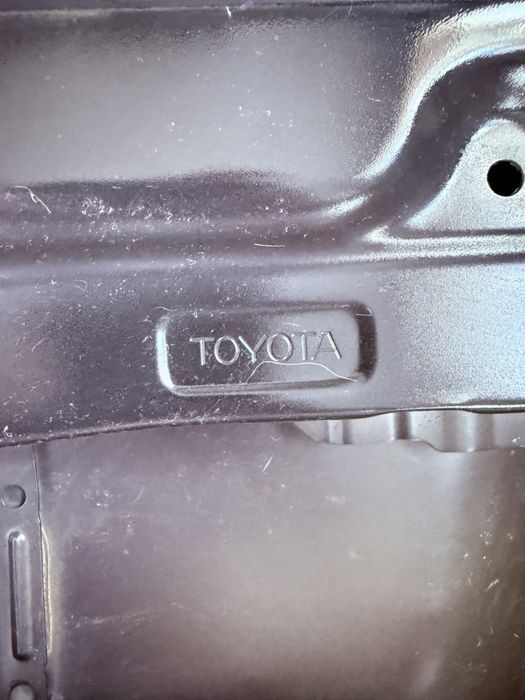 Задний борт, ляда,крышка багажника toyota land cruiser 200