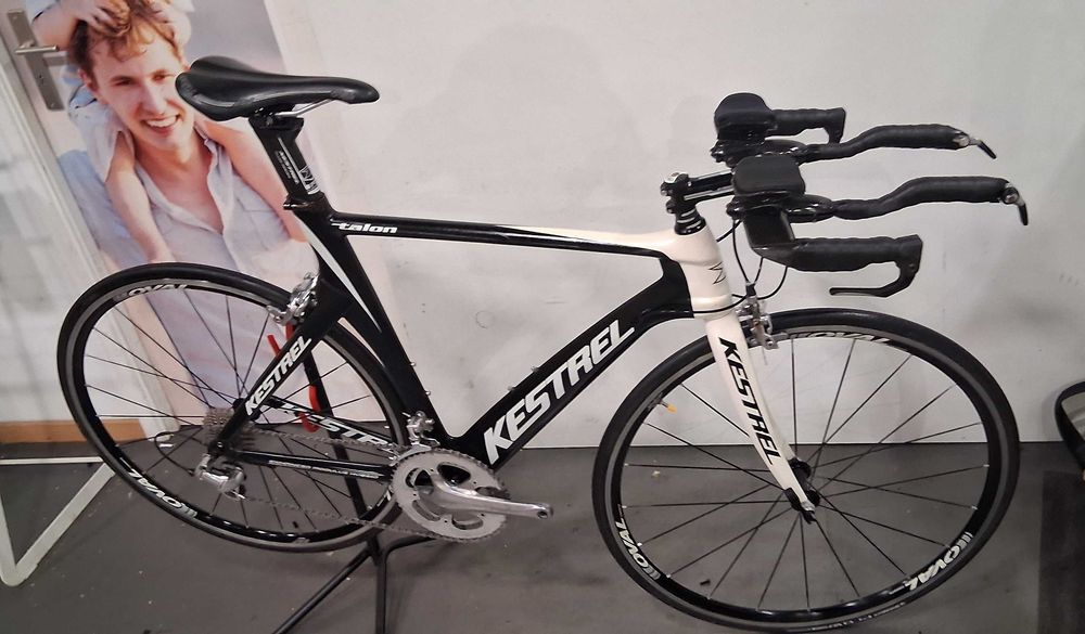 Bicicleta contra-relogio / triathlon