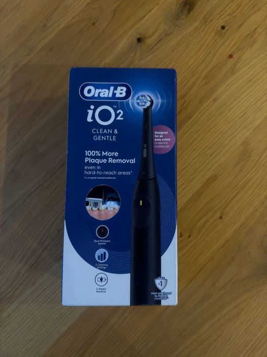 Електрощітка OralB iO2