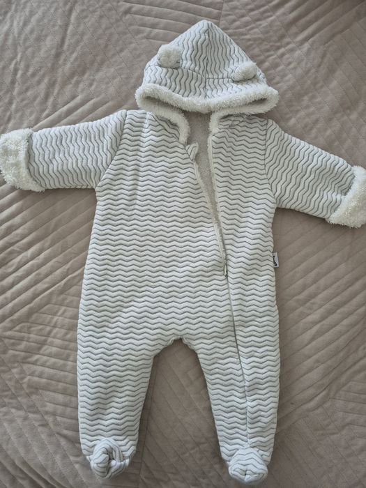 Kombinezon niemowlęcy 1-3 miesiące. Zima / jesień