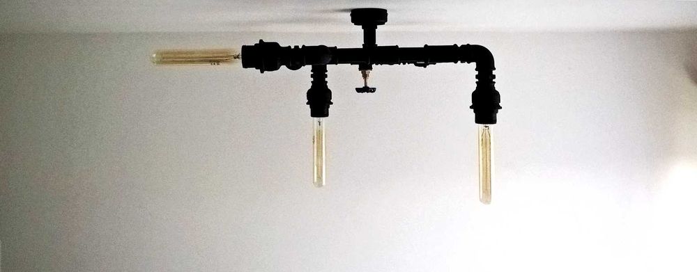 Lampa sufitowa loft z rur hydraulicznych industrialna