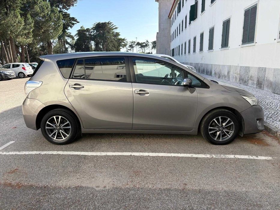 Toyota Verso 1.6 Diesel 7 Lugares