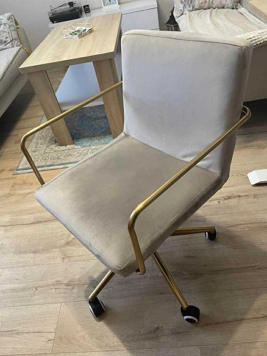 Krzesło biurowe z aksamitu Westwing