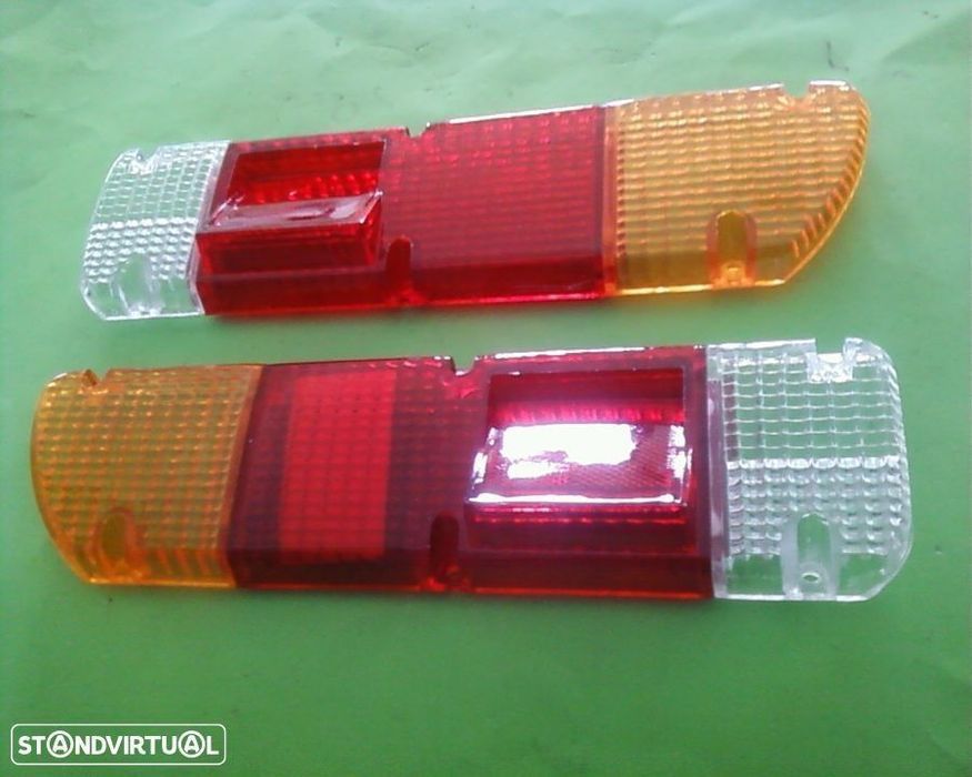 Vidros Vidro de farolim stop Datsun Pickup 620 (NOVOS)