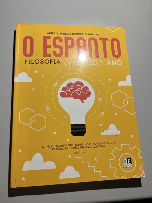 Manual e caderno de fichas de filosofia do 10 ano