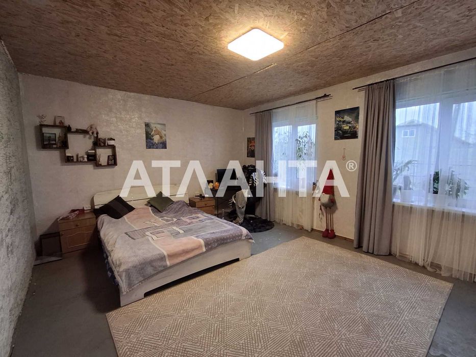 Просторный дом 100 кв.м. возле озера.