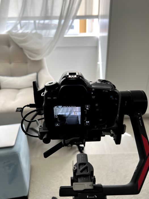 Vendo Canon EOS 70 D