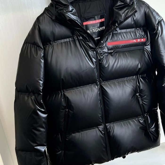 Куртка пуховик Prada ЧИТАТИ ОПИС