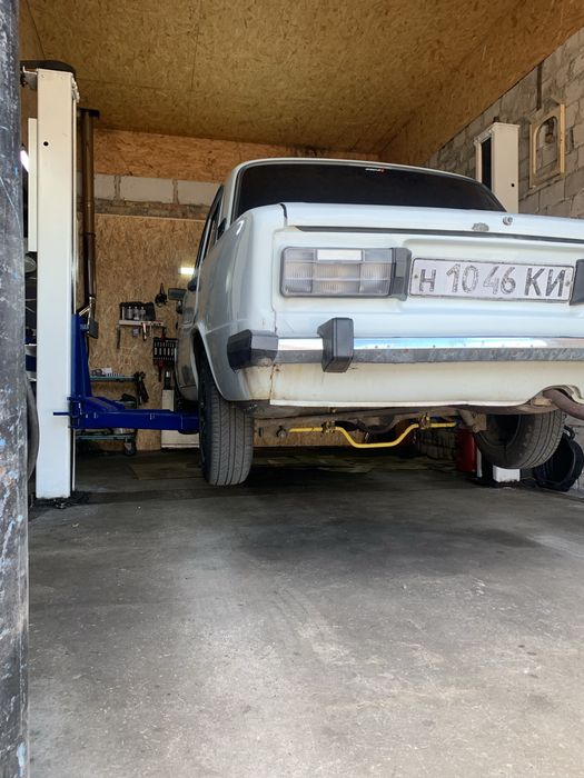 в продажі ВАЗ 2106