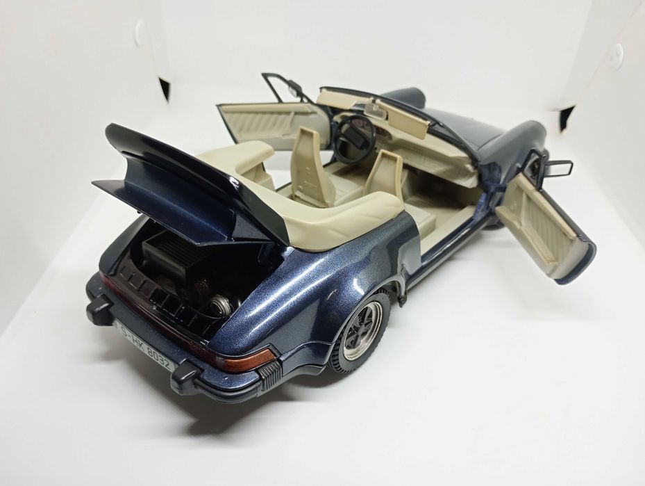 Porsche 911 (930) Turbo Cabriolet Polistil Tonka 1/16