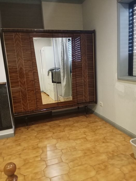 Guarda-roupa a bom preço