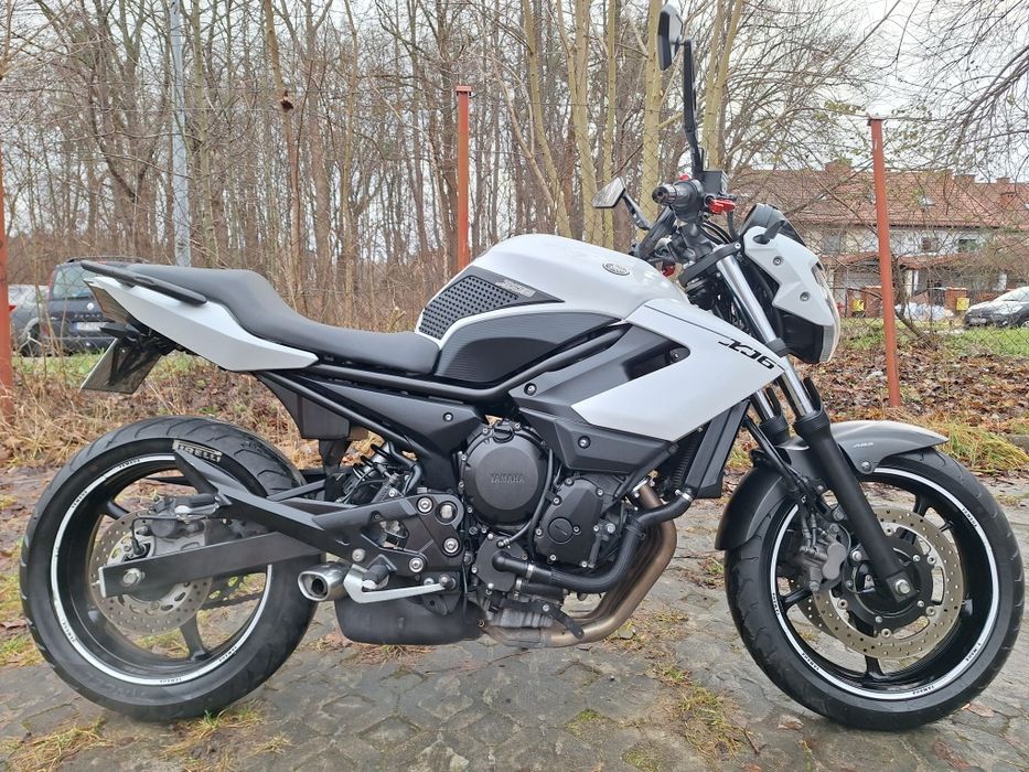 Yamaha XJ6N  ABS  super stan