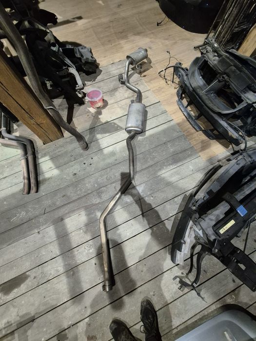 Tłumiki bmw e90 91 e92 93 87 f20 f30 x6 x5 x1 e60 e63