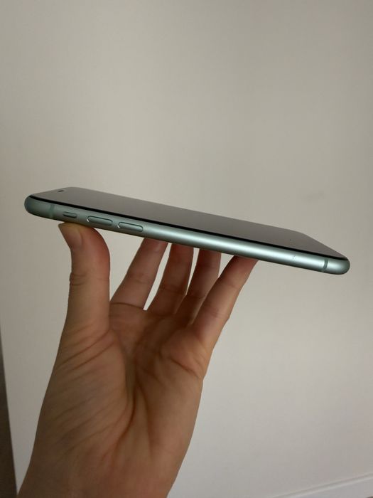 Iphone 11 64  gb