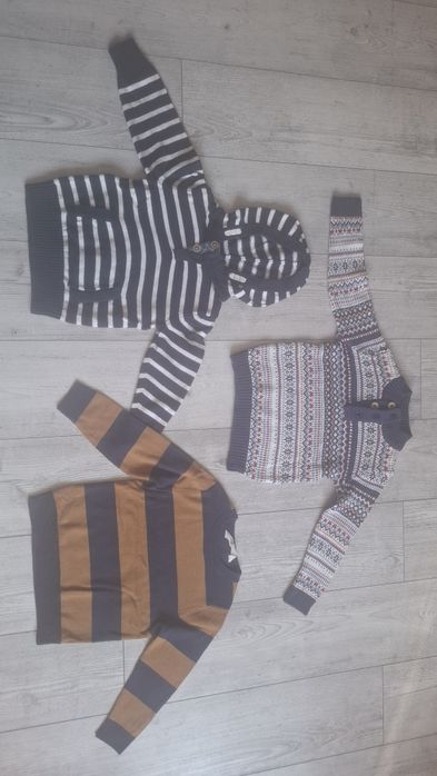 Swetry chłopięce H&M